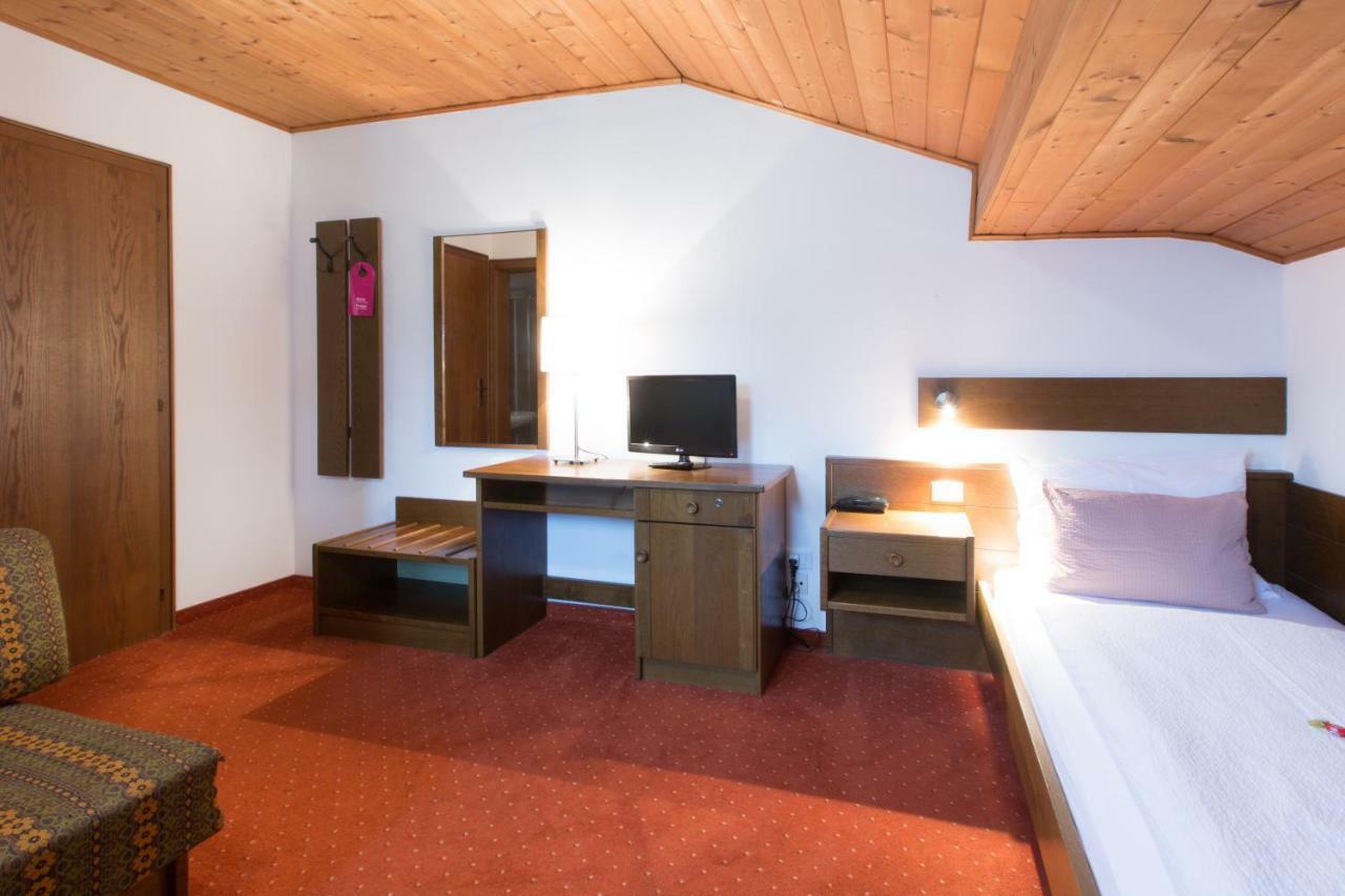 Pension Sankt Urban Мерано Экстерьер фото